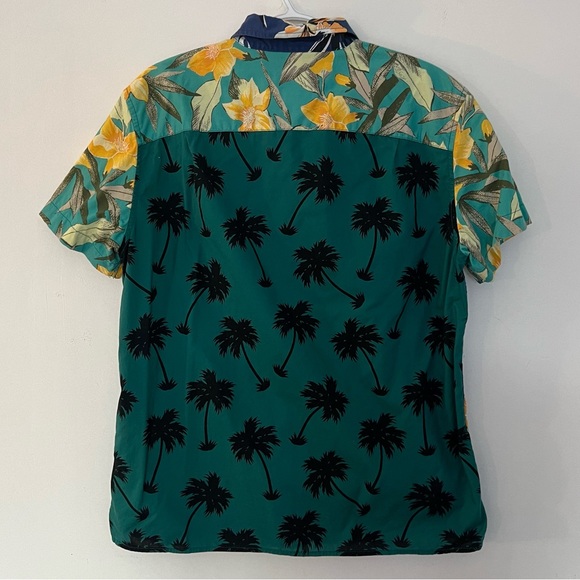 AE American Eagle Shirt Short Sleeve Tropical Palm Trees Beach Summer - Picture 4 of 8